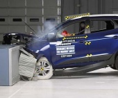 2010 Hyundai Tucson IIHS Frontal Impact Crash Test Picture